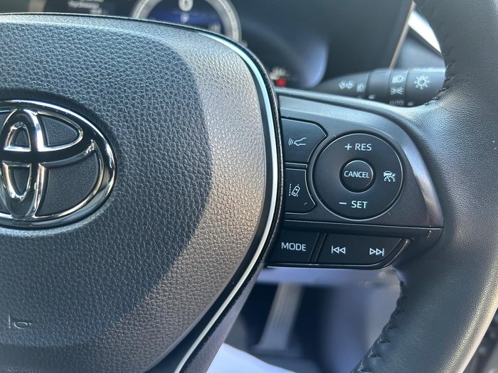 2024 Toyota RAV4 XSE