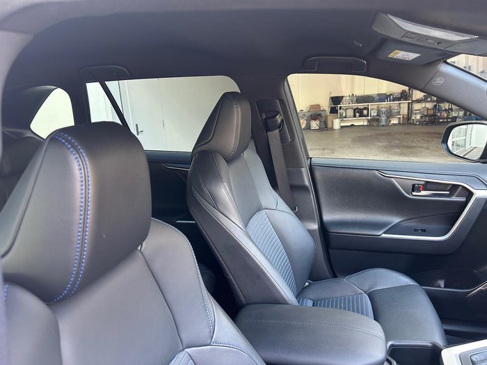 2024 Toyota RAV4 XSE