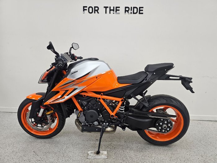 2023 Ktm 1290 SUPER DUKE R Orange