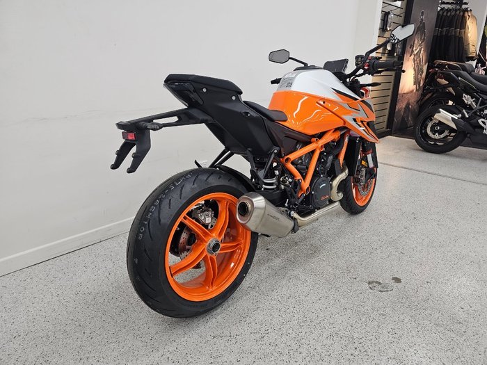 2023 Ktm 1290 SUPER DUKE R Orange