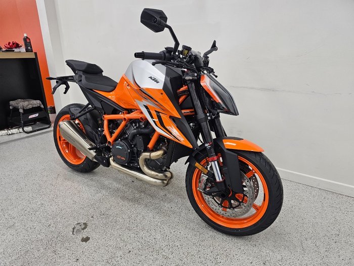 2023 Ktm 1290 SUPER DUKE R Orange