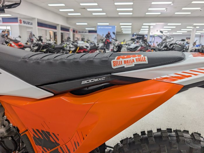 2026 Ktm 300 HARDENDURO Orange