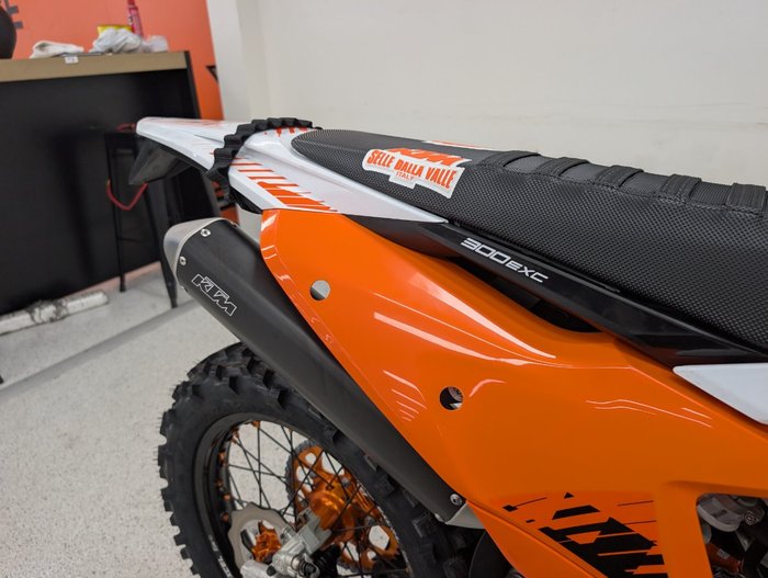 2026 Ktm 300 HARDENDURO Orange