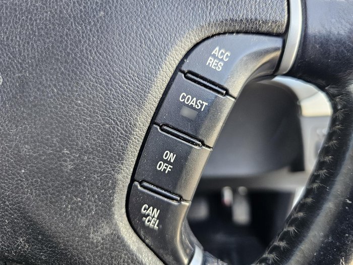 2014 Mitsubishi Pajero GLX