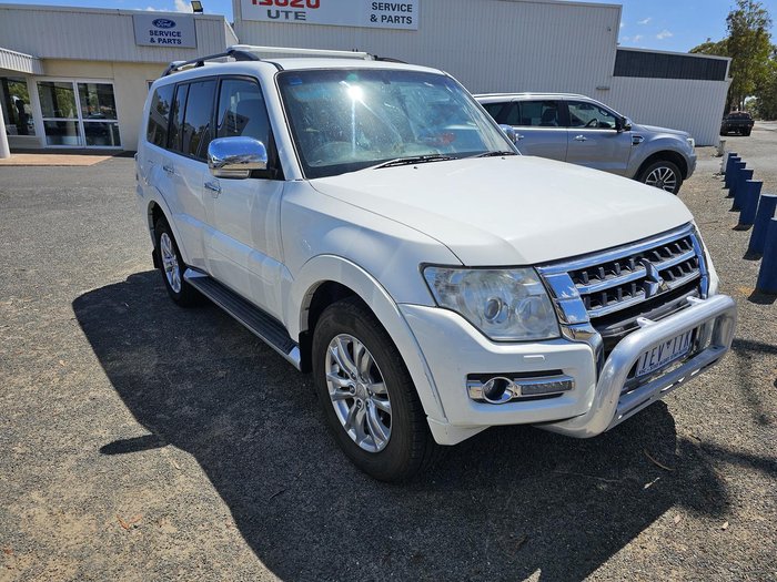 2014 Mitsubishi Pajero