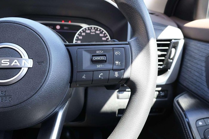 2024 Nissan X-TRAIL ST