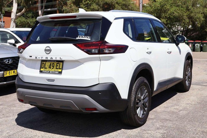 2024 Nissan X-TRAIL ST