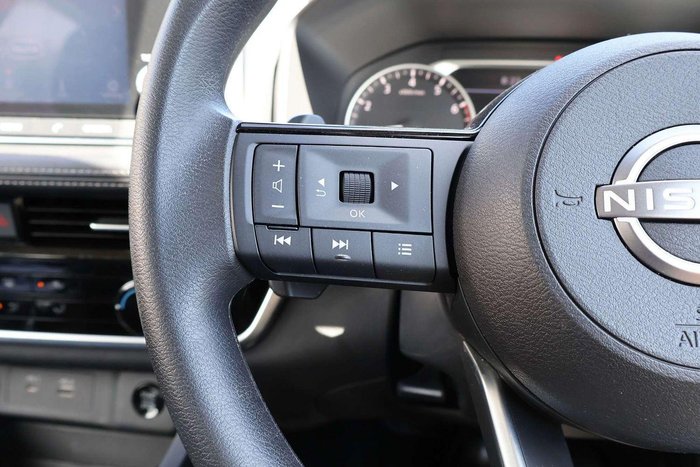 2024 Nissan X-TRAIL ST