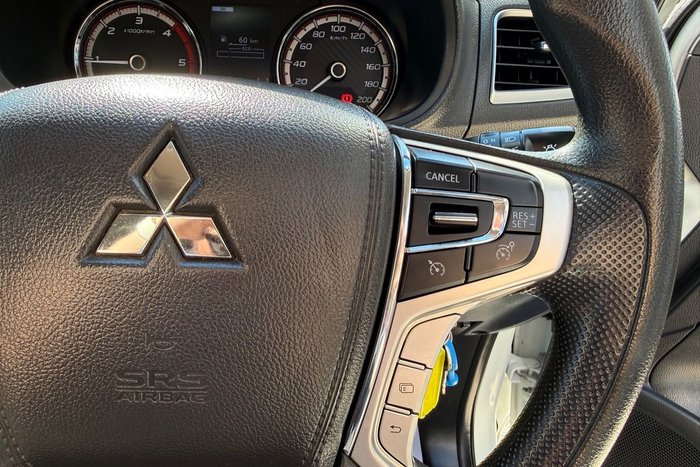 2019 Mitsubishi Triton GLX+