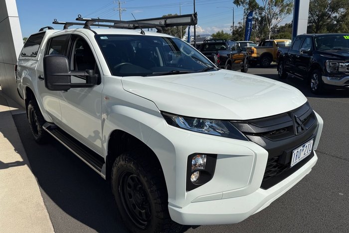 2019 Mitsubishi Triton GLX+