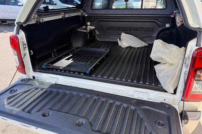 2019 Mitsubishi Triton GLX+