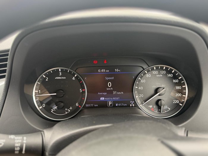 2022 Nissan Navara SL