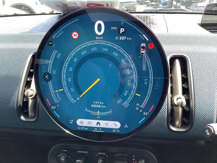 2024 MINI Countryman C Favoured