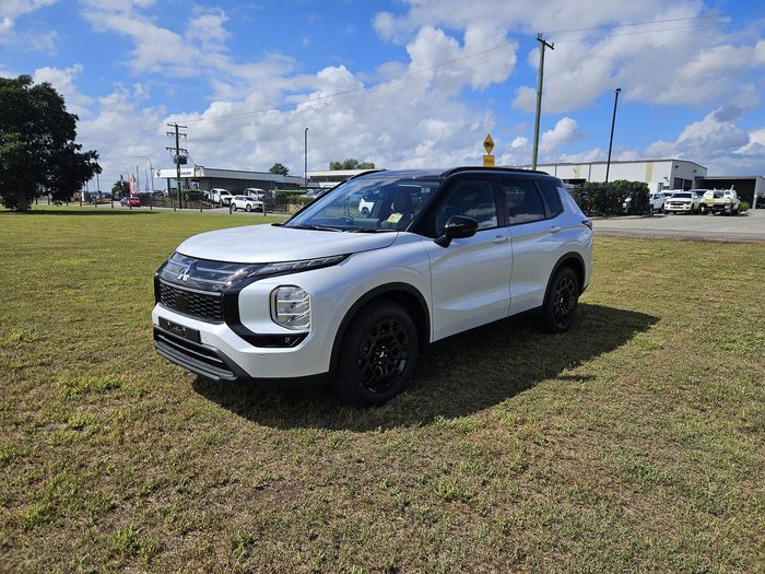 2026 Mitsubishi Outlander LS