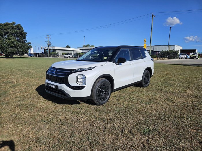 2026 Mitsubishi Outlander LS