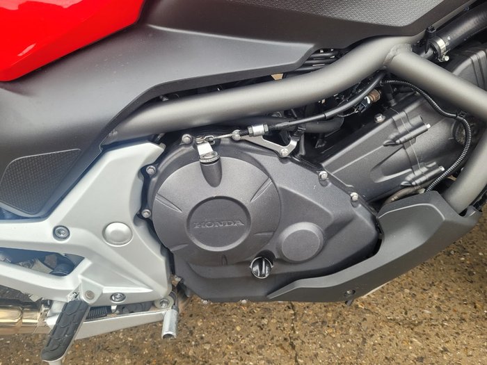 2012 Honda NC700SA RED/WHITE