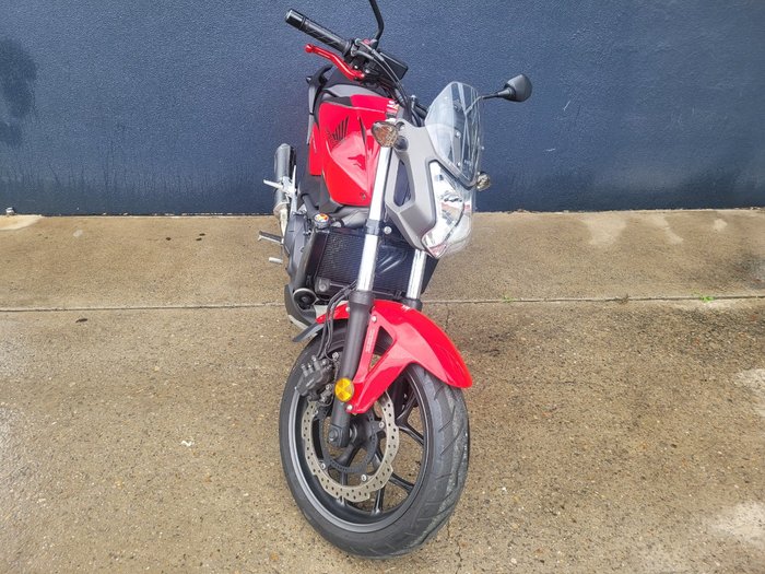 2012 Honda NC700SA RED/WHITE