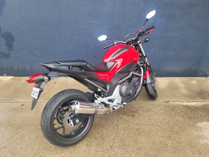 2012 Honda NC700SA RED/WHITE