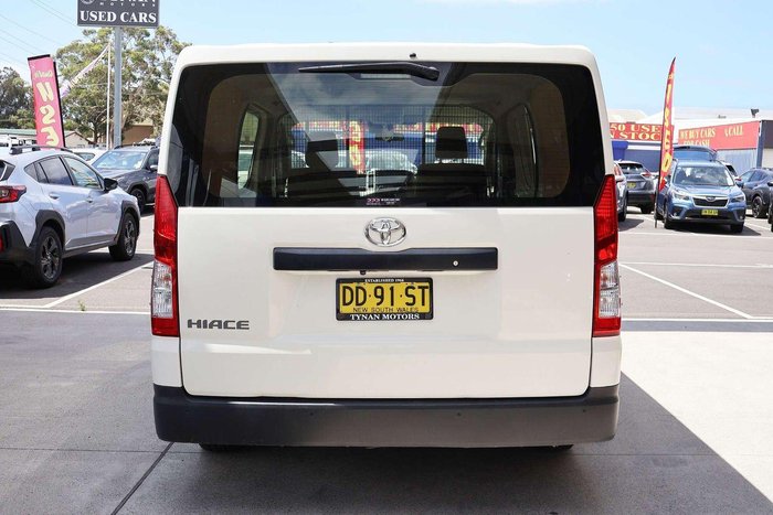2022 Toyota Hiace