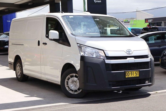 2022 Toyota Hiace