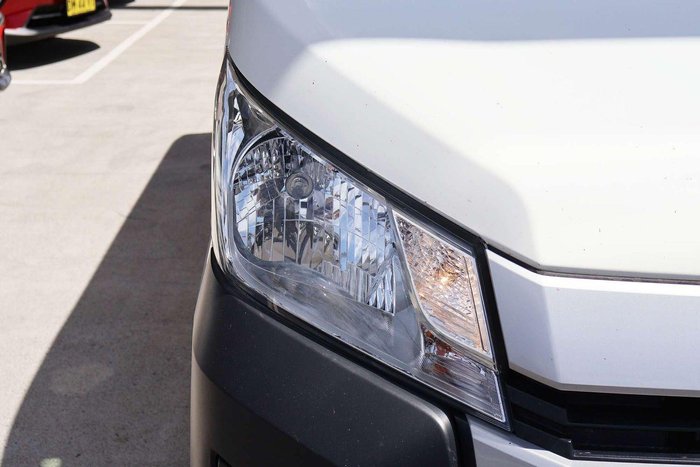 2022 Toyota Hiace