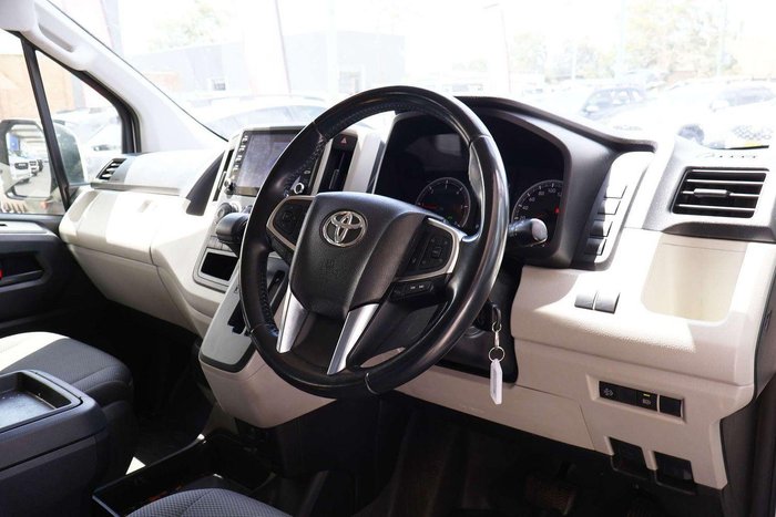 2022 Toyota Hiace