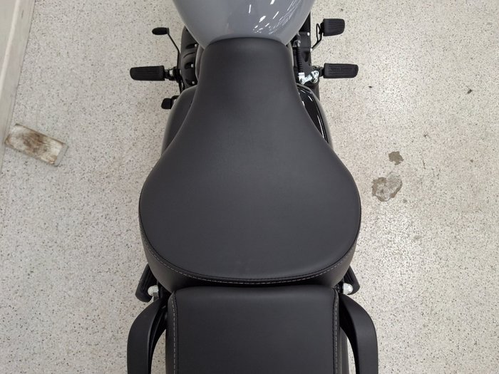 2026 Royal Enfield METEOR 350 FIREBALL grey