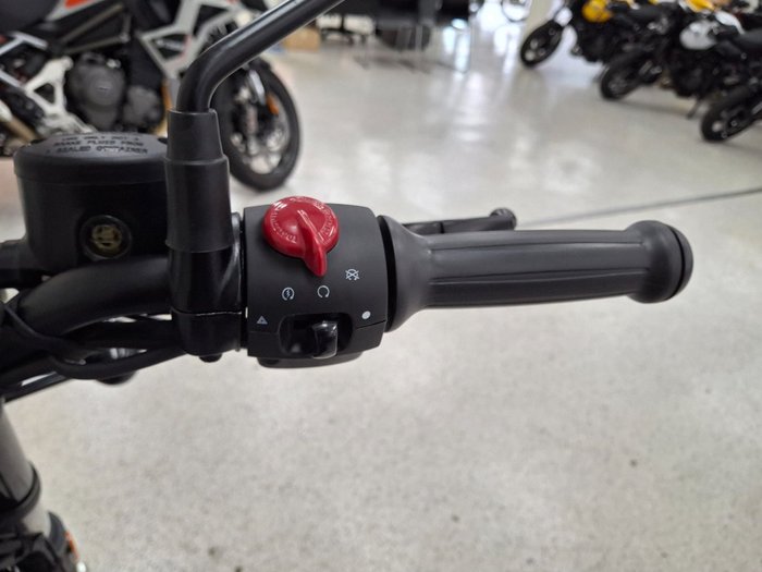 2026 Royal Enfield METEOR 350 FIREBALL grey