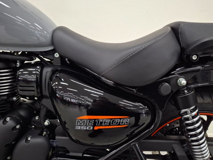 2026 Royal Enfield METEOR 350 FIREBALL grey