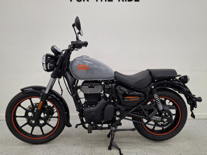2026 Royal Enfield METEOR 350 FIREBALL grey