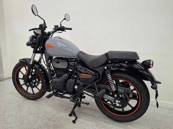 2026 Royal Enfield METEOR 350 FIREBALL grey
