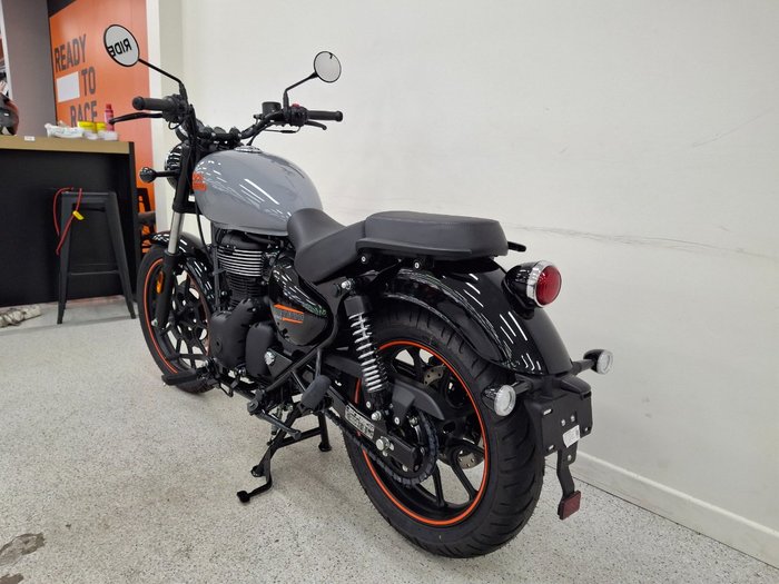 2026 Royal Enfield METEOR 350 FIREBALL grey