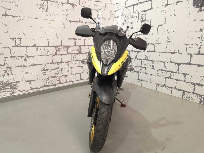 2019 Suzuki V-Strom 650XT (DL650XA) V-Strom Yellow