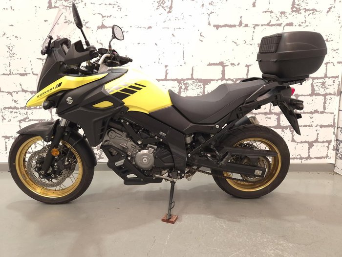 2019 Suzuki V-Strom 650XT (DL650XA) V-Strom Yellow