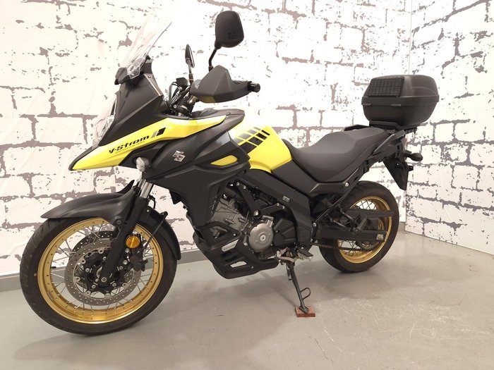 2019 Suzuki V-Strom 650XT (DL650XA) V-Strom Yellow