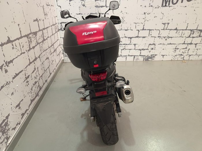 2019 Suzuki V-Strom 650XT (DL650XA) V-Strom Yellow