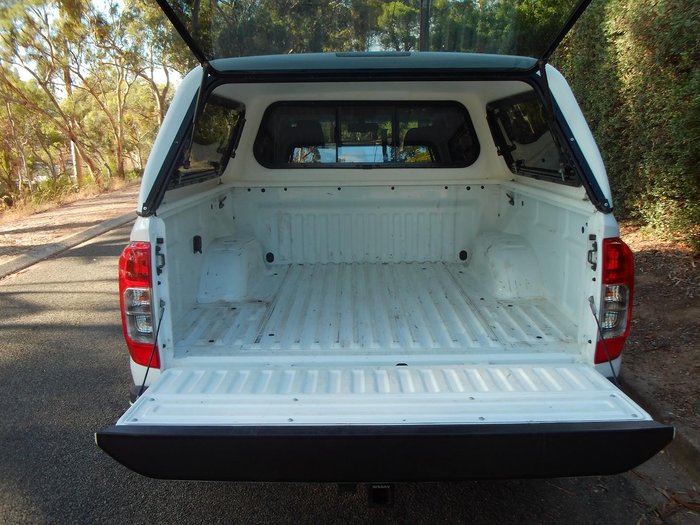 2017 Nissan Navara RX