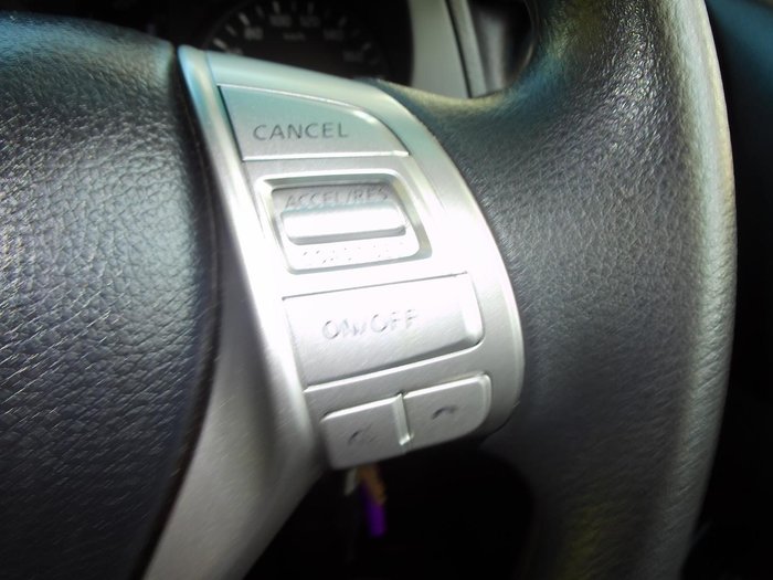 2017 Nissan Navara RX