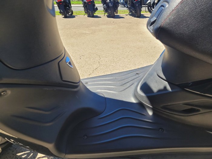 2020 PIAGGIO FLY 150 BLACK