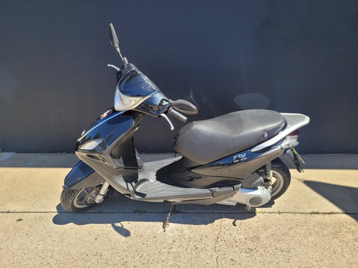 2020 PIAGGIO FLY 150 BLACK
