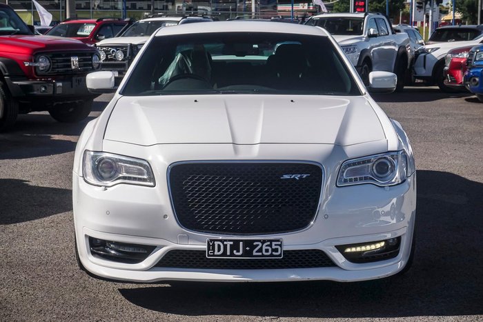 2018 Chrysler 300 SRT Core