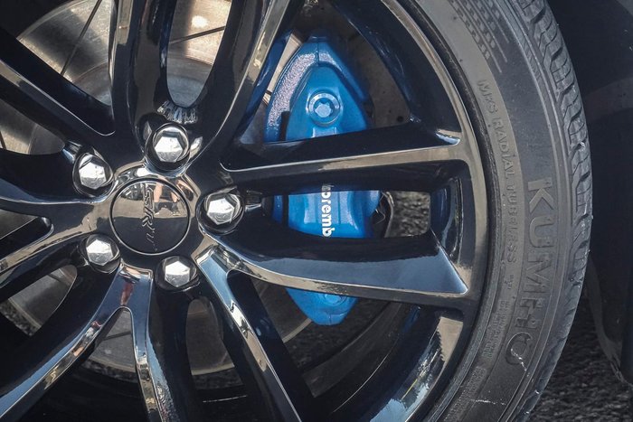 2018 Chrysler 300 SRT Core