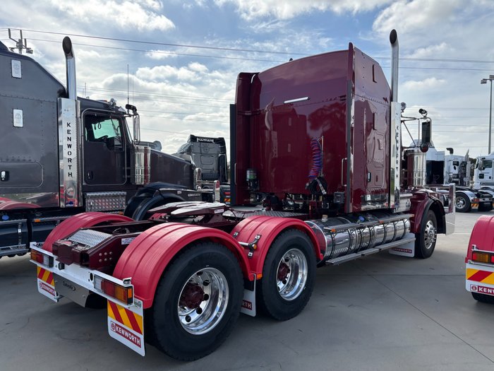 Kenworth T659 
