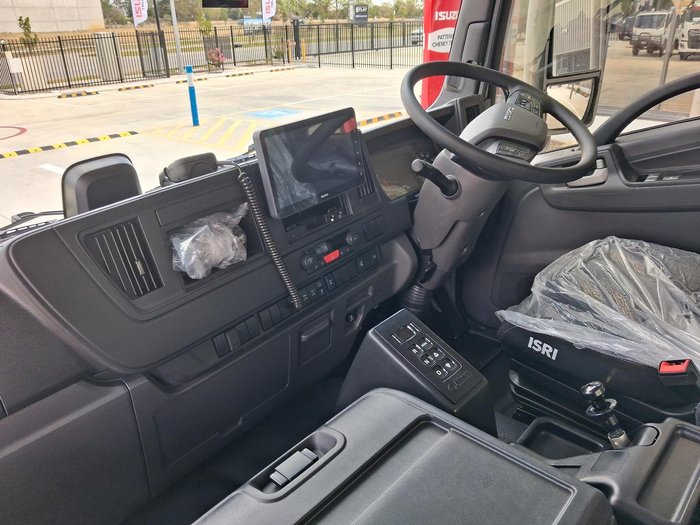 2026 Isuzu F Series FYJ 320-255 AT R51
