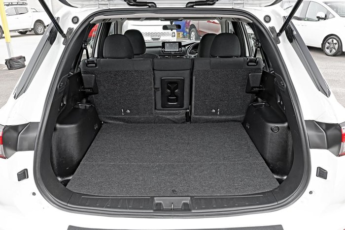 2023 Mitsubishi Outlander ES