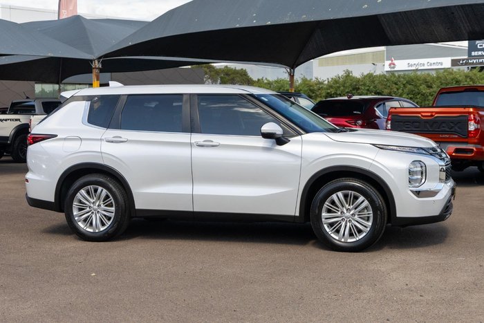 2022 Mitsubishi Outlander ES ZM MY22