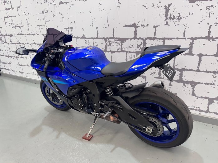 2024 Yamaha YZF-R1 R1 Blue