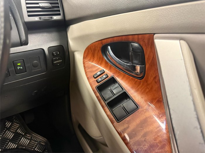 2011 Toyota Camry Hybrid