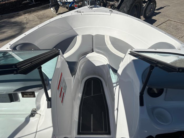 2024 Haines Signature 550BR