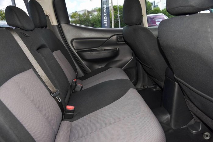 2020 Mitsubishi Triton